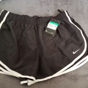 XL womans Nike Shorts